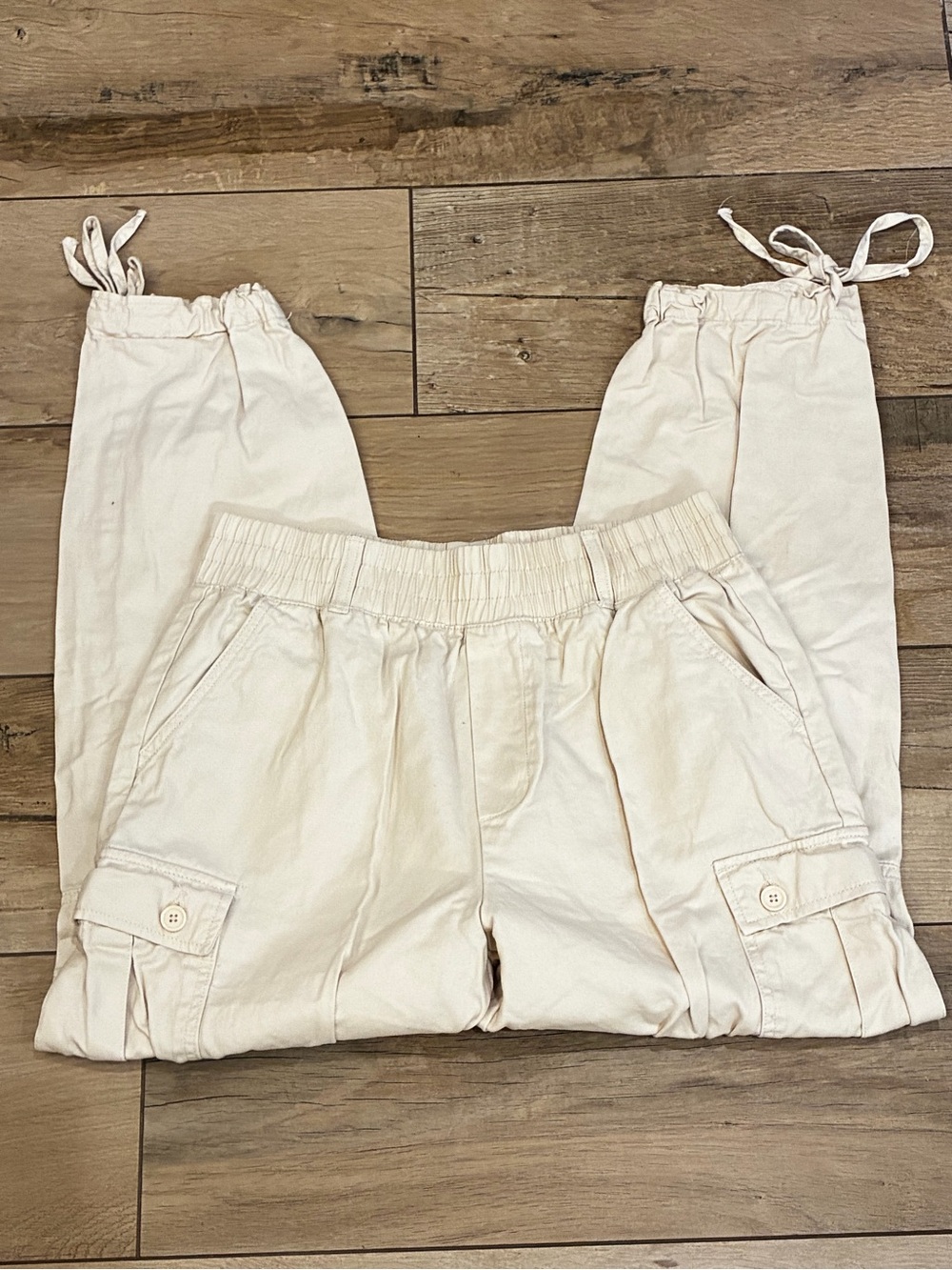 Forever 21 womens Tan Cargo Jogger Pants